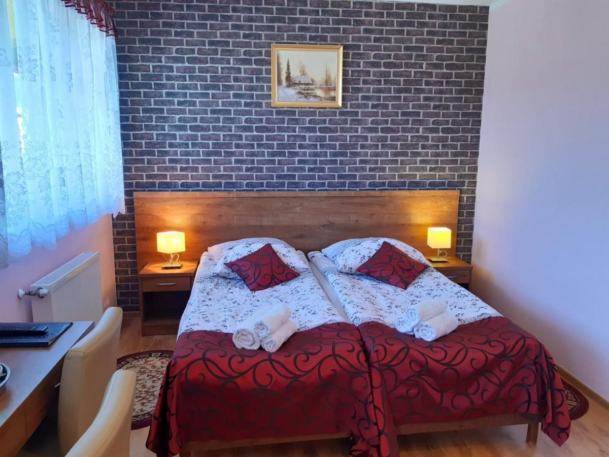 Gasthof Zielone Wzgorze Boleslawow 2*