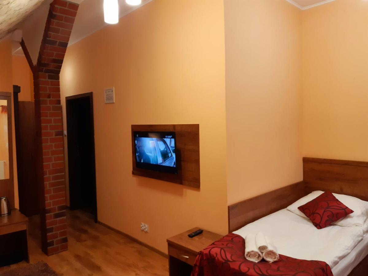 Gasthof Zielone Wzgorze Boleslawow 2*